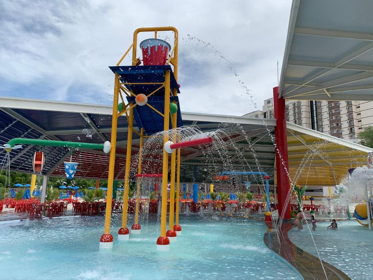 Apartmán Piazza Diroma C/ Acqua Park - Viaggio Locacoes Por Temporada Caldas Novas Exteriér fotografie